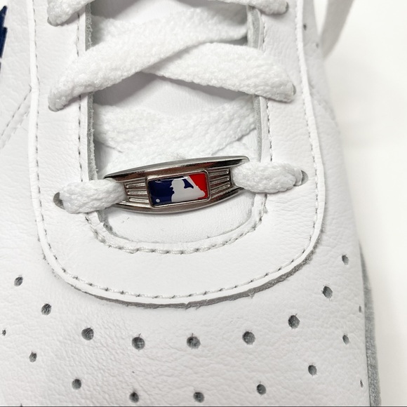 HP🎉 Reebok Men’s MLB NY Yankee Clubhouse Sz 10 - Picture 9 of 9